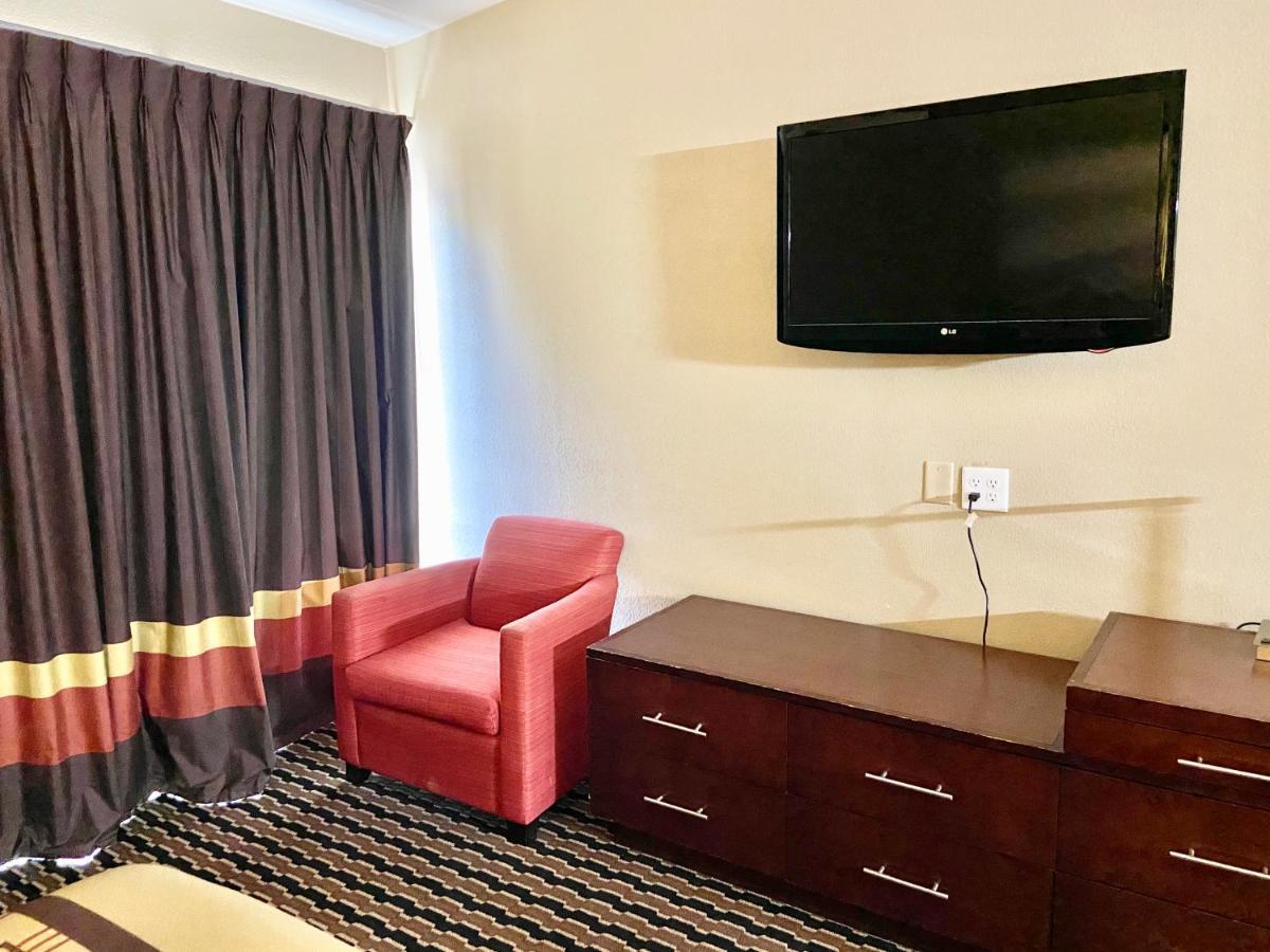 Super 8 By Wyndham Rocky Mount I-95 Exit 145 Hotel Battleboro Luaran gambar