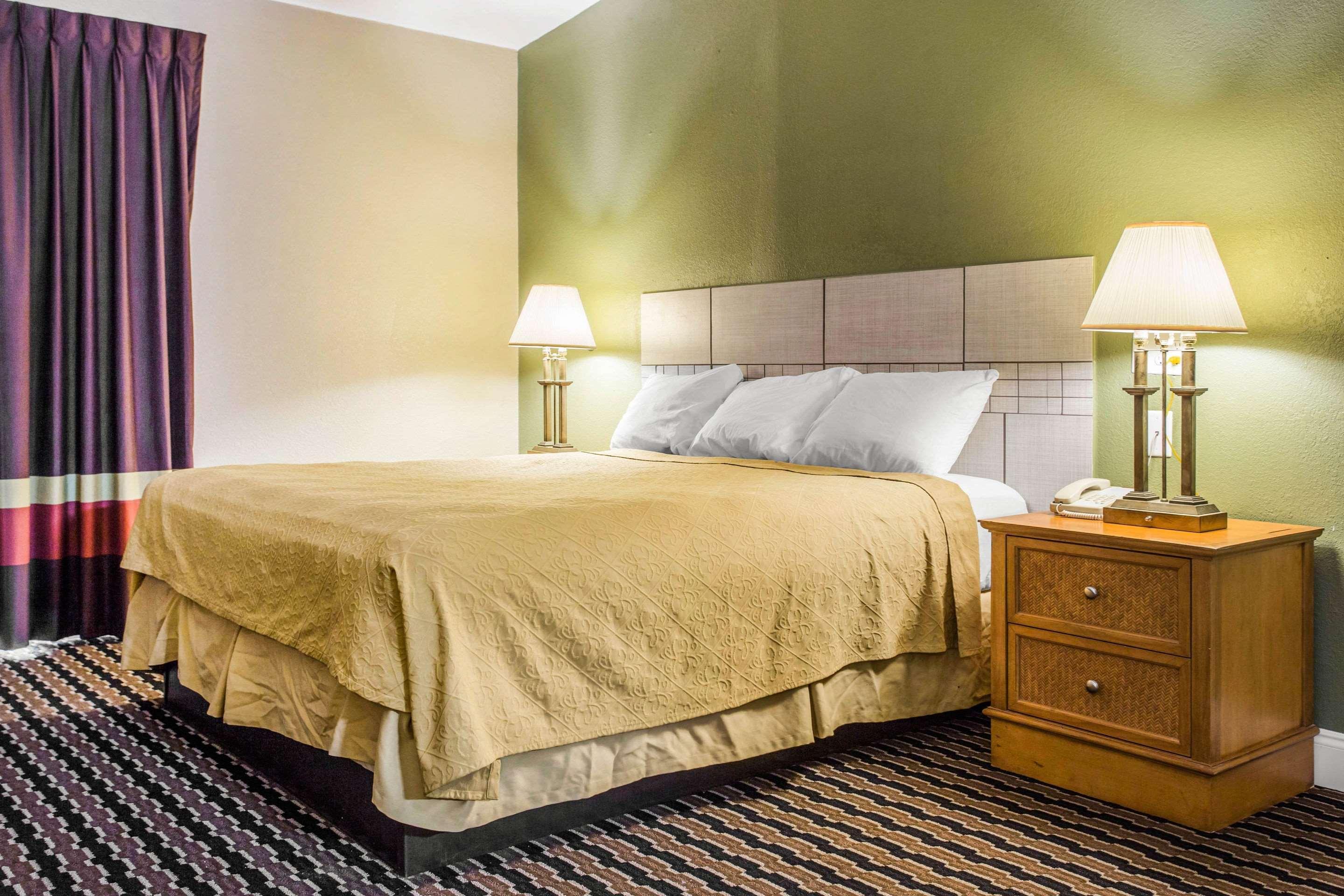 Super 8 By Wyndham Rocky Mount I-95 Exit 145 Hotel Battleboro Luaran gambar