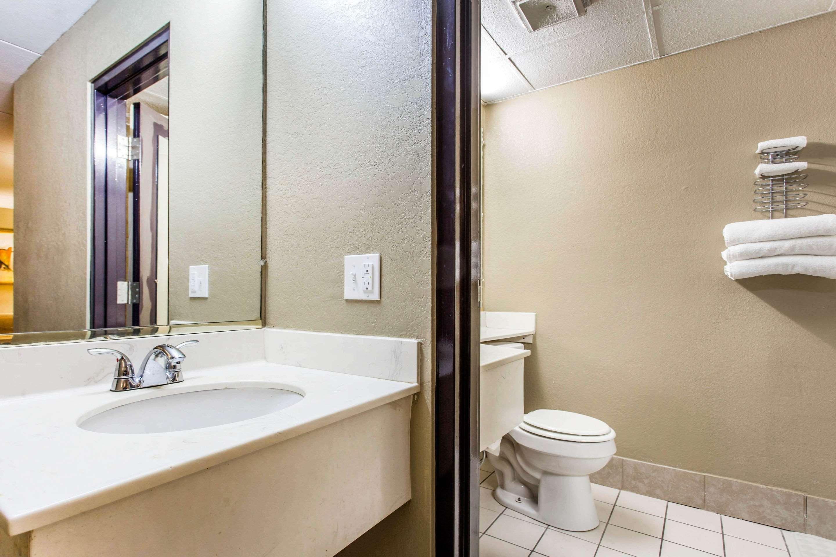 Super 8 By Wyndham Rocky Mount I-95 Exit 145 Hotel Battleboro Luaran gambar
